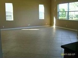2nd image of 1077 Grove Park Cir
