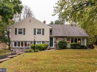 1274 June Rd, Huntingdon Valley, PA 19006