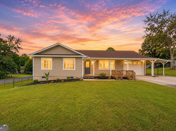 3217 Canterbury Trl, Rex, GA 30273