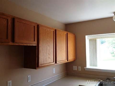 5th image of 28907 Sugarberry Dr