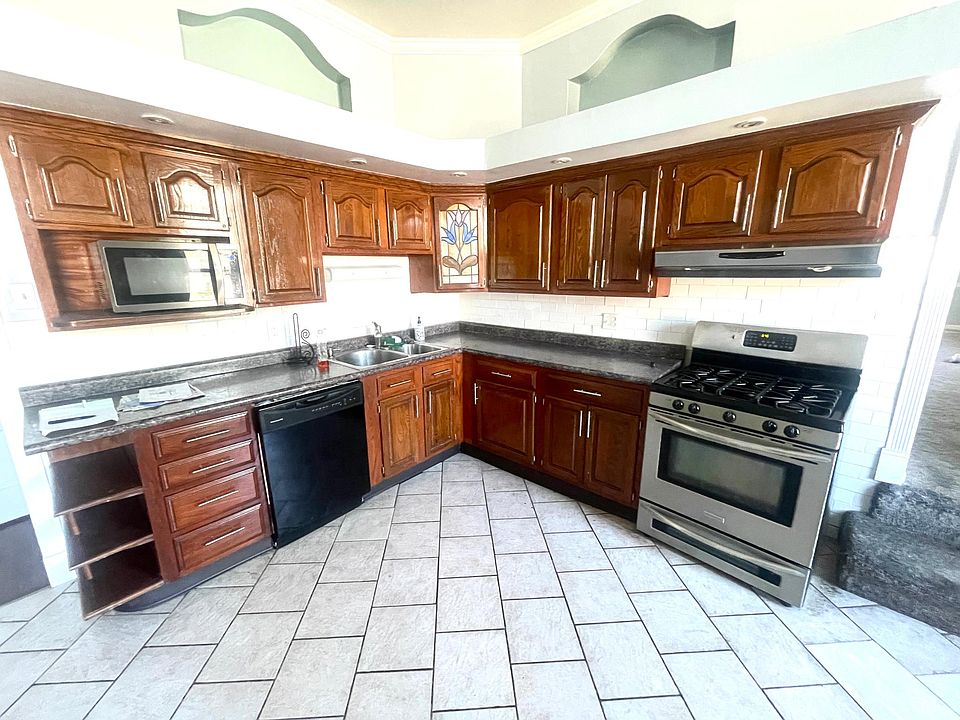Large kitchen