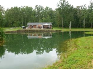 111 Gilliam Ln, Tullahoma, TN 37388