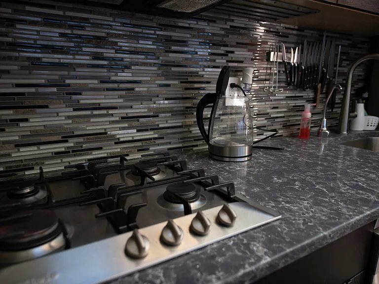 4731 Beach 47 St #2 — Photo 43