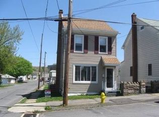 301 S Balliet St, Frackville, PA 17931