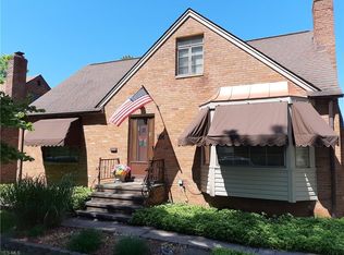 5856 Elmore Dr, Parma Heights, OH