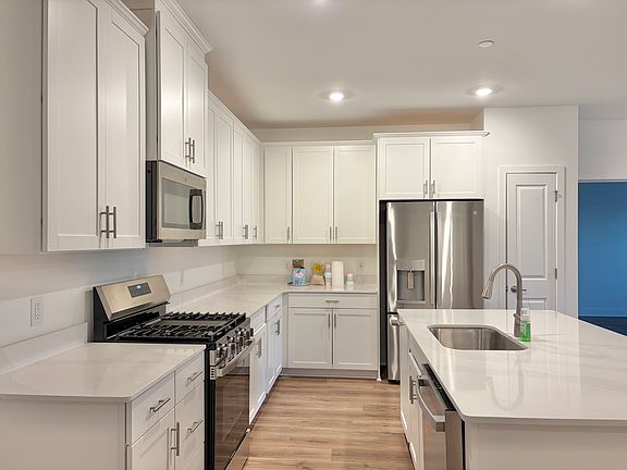2nd image of 2206 Jacob Francis Way