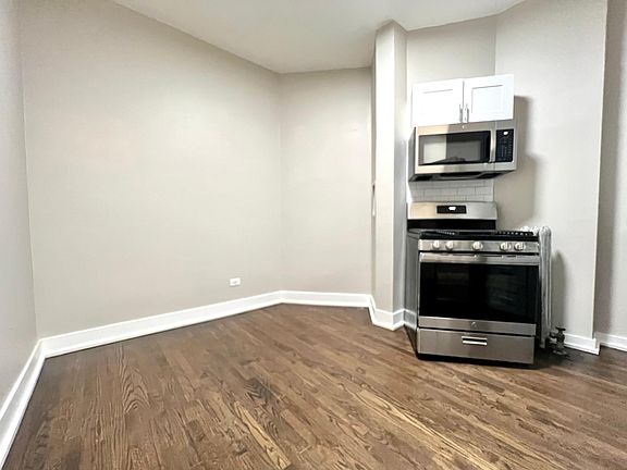 2nd image of 2315 N Milwaukee Ave #7-2