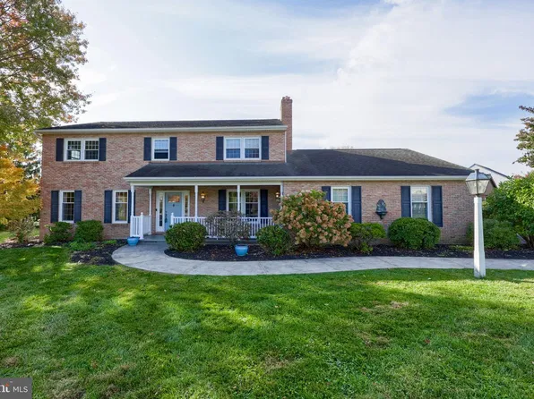 426 Dolly Dr, Lancaster, PA 17601