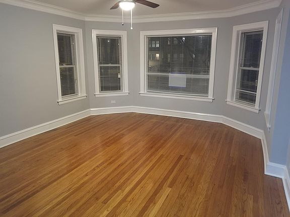 2nd image of 5534 N Sawyer Ave #1