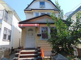 4287 Hampton St, Elmhurst, NY 11373