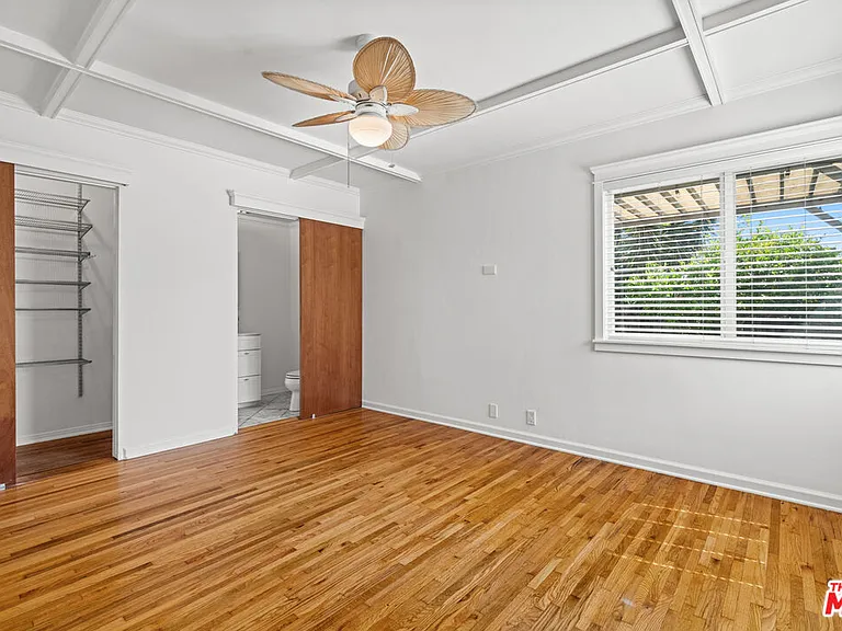 4352 Globe Ave — Photo 16