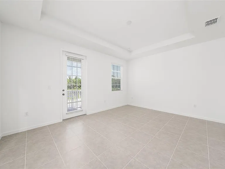 2402 Celebration Blvd — Photo 18