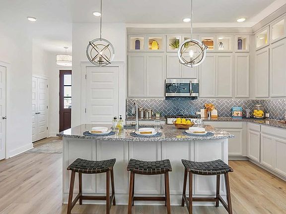 The Anders - Kitchen