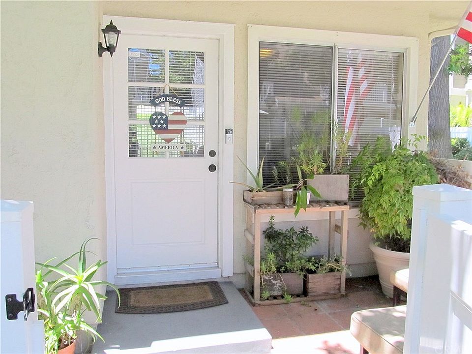 1st image of 103 Abbeywood Ln