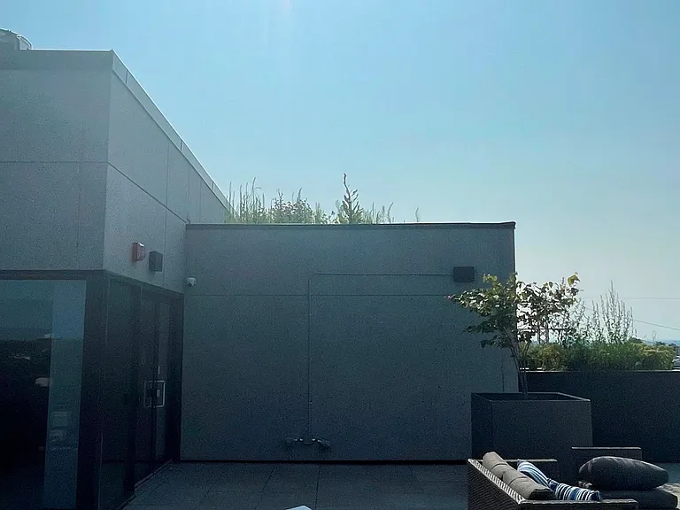 2433 Dufferin St #206 — Photo 26