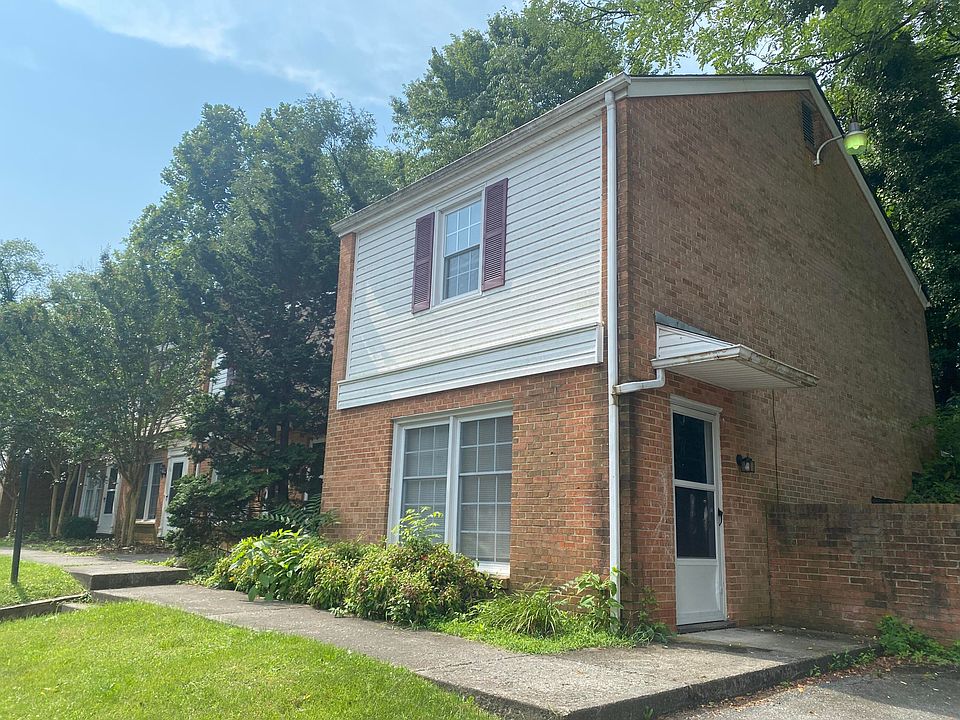 1st image of 6125 Darby Cir #14