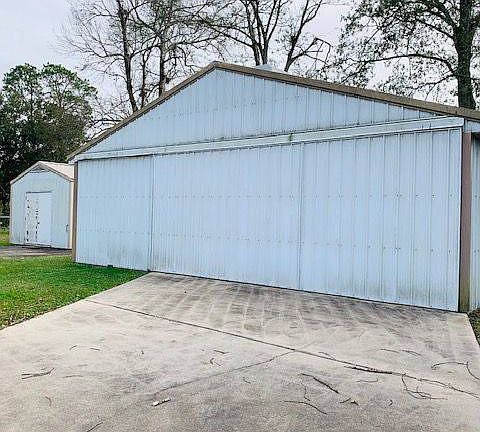 3rd image of 126 McGee Dr