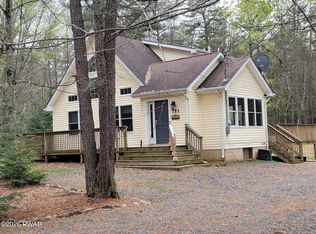 753 Towamensing Trl, Albrightsville, PA 18210
