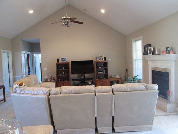 3rd image of 145 Abbott Ln