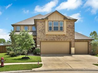 203 Bailey Brook Ln, Dickinson, TX 77539