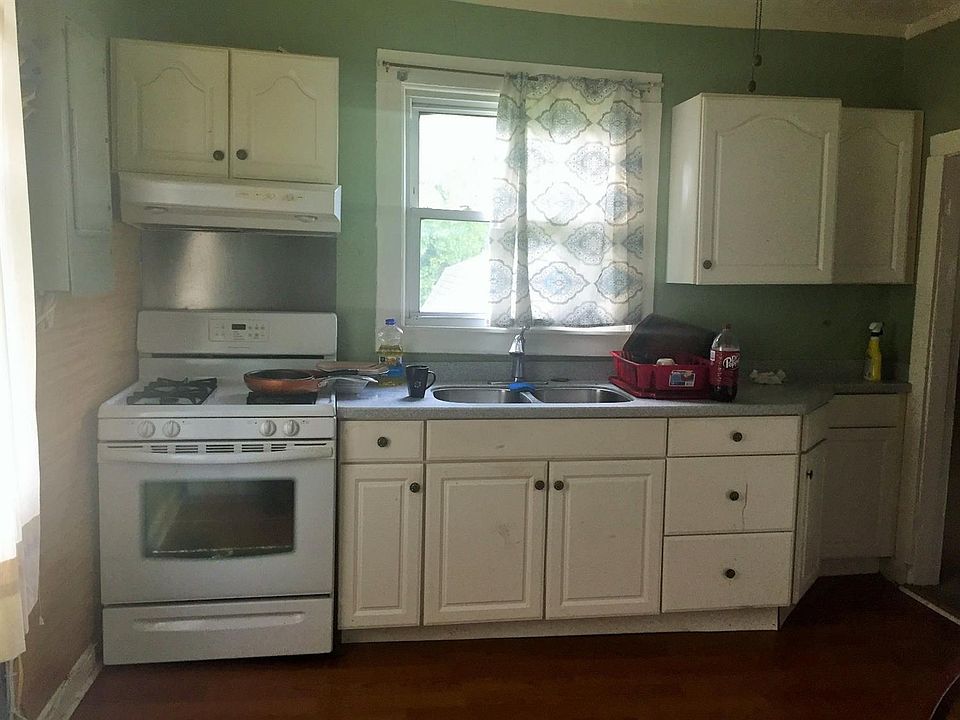 2nd image of 337 Wallace Ave
