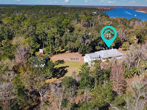 2nd image of 133 Pogy Rd