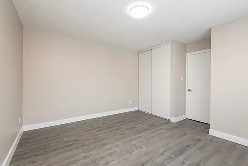 Floor plan 3 Bedroom 3 Bed 1 Bath