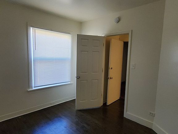 5th image of 1127 Grant Ave