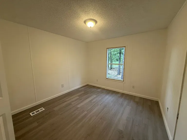 200 Painter Rd NE — Photo 13