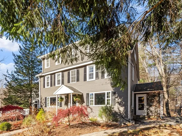 203 Aldrich Rd, Wilmington, MA 01887