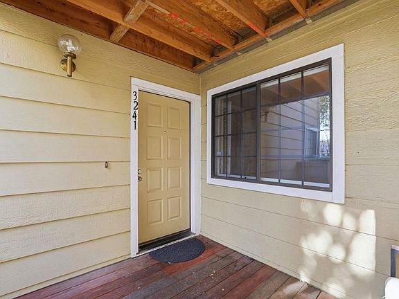 3rd image of 3241 Heather Ridge Ct