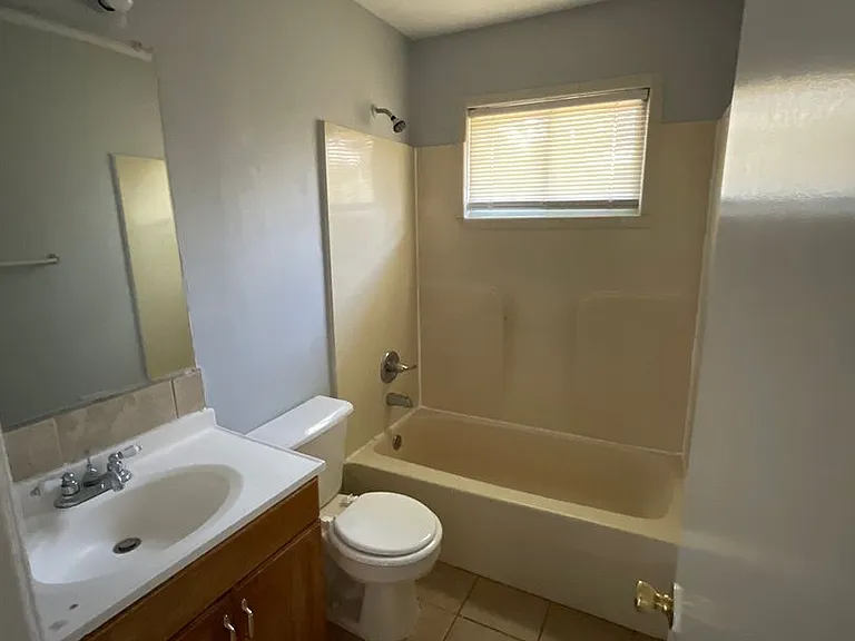 16 Pollux Cir E #4 — Photo 11