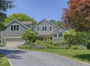 24 The Hts, Mashpee, MA 02649