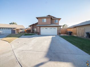 418 Conestoga Ln, Imperial, CA 92251