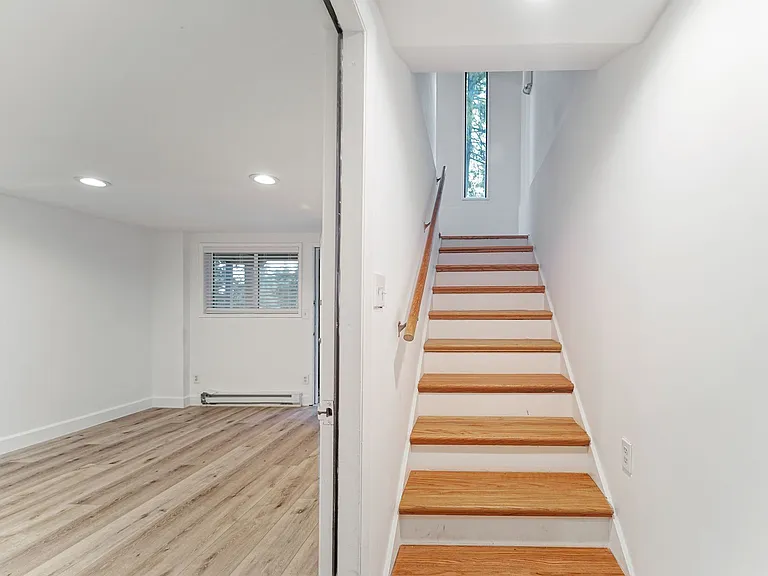 3801 SW Hamilton St — Photo 30