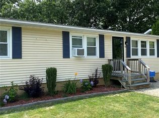 46 Inkberry Trl, Narragansett, RI 02882
