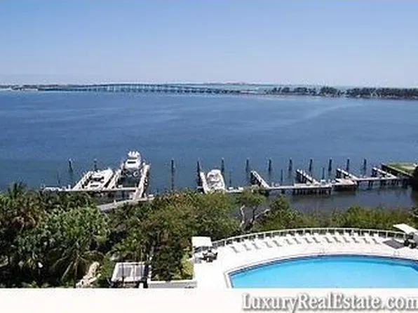 1643 Brickell Ave APT 1104, Miami, FL 33129