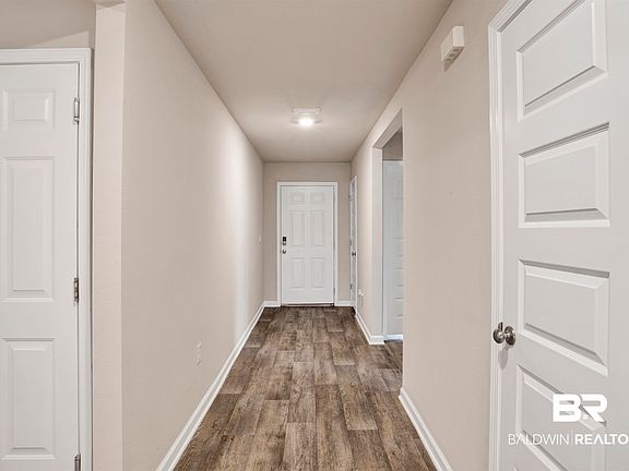 5th image of 17943 Lewis Smith Dr