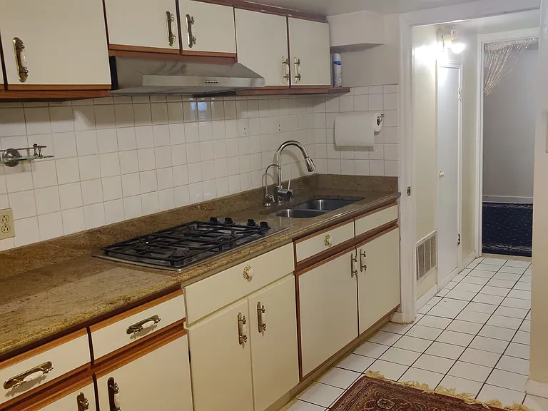 5627 N Kedvale Ave #B — Photo 1