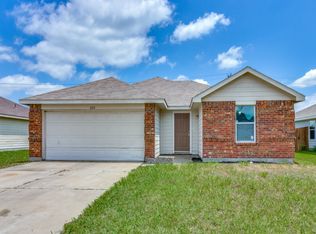 230 Meadowcrest Dr, Terrell, TX 75160