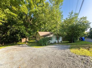 404 Jefferson Ave, Oak Ridge, TN 37830