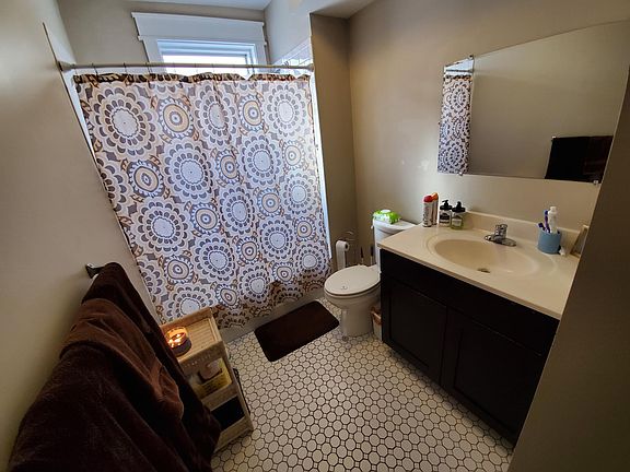 4th image of 2626 S Kingshighway Blvd APT 2W