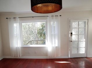 537 E 3rd St, Long Beach, CA 90802