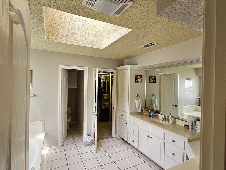10306 York Ave — Photo 40
