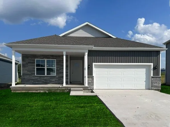 5140 168th St, Urbandale, IA 50323