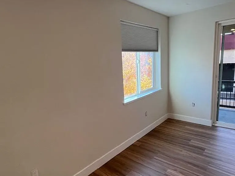 3056 Sterling Ridge Cir — Photo 16