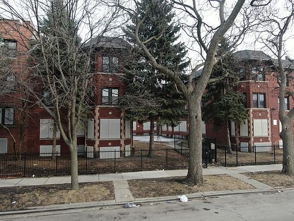 3rd image of 7041-7047 S Merrill Ave