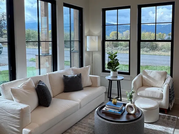 9102 Village Way #105, Victor, ID 83455