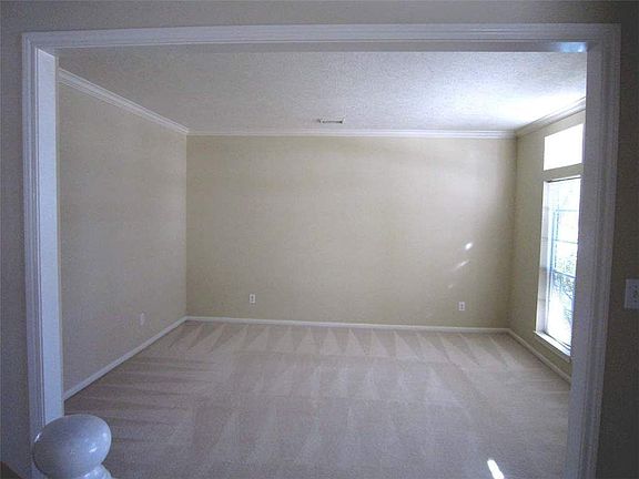 3rd image of 13631 Heron Field Ct