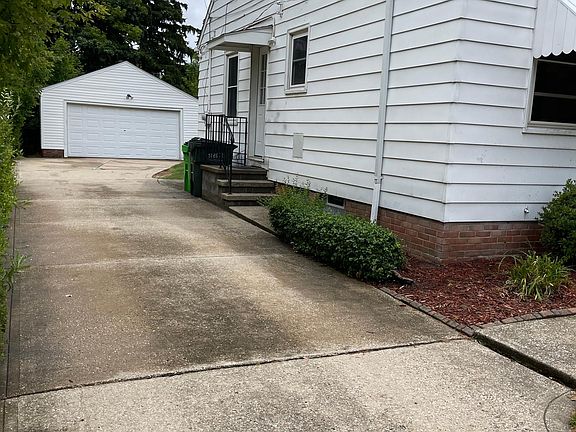 Side Door and Large Drive